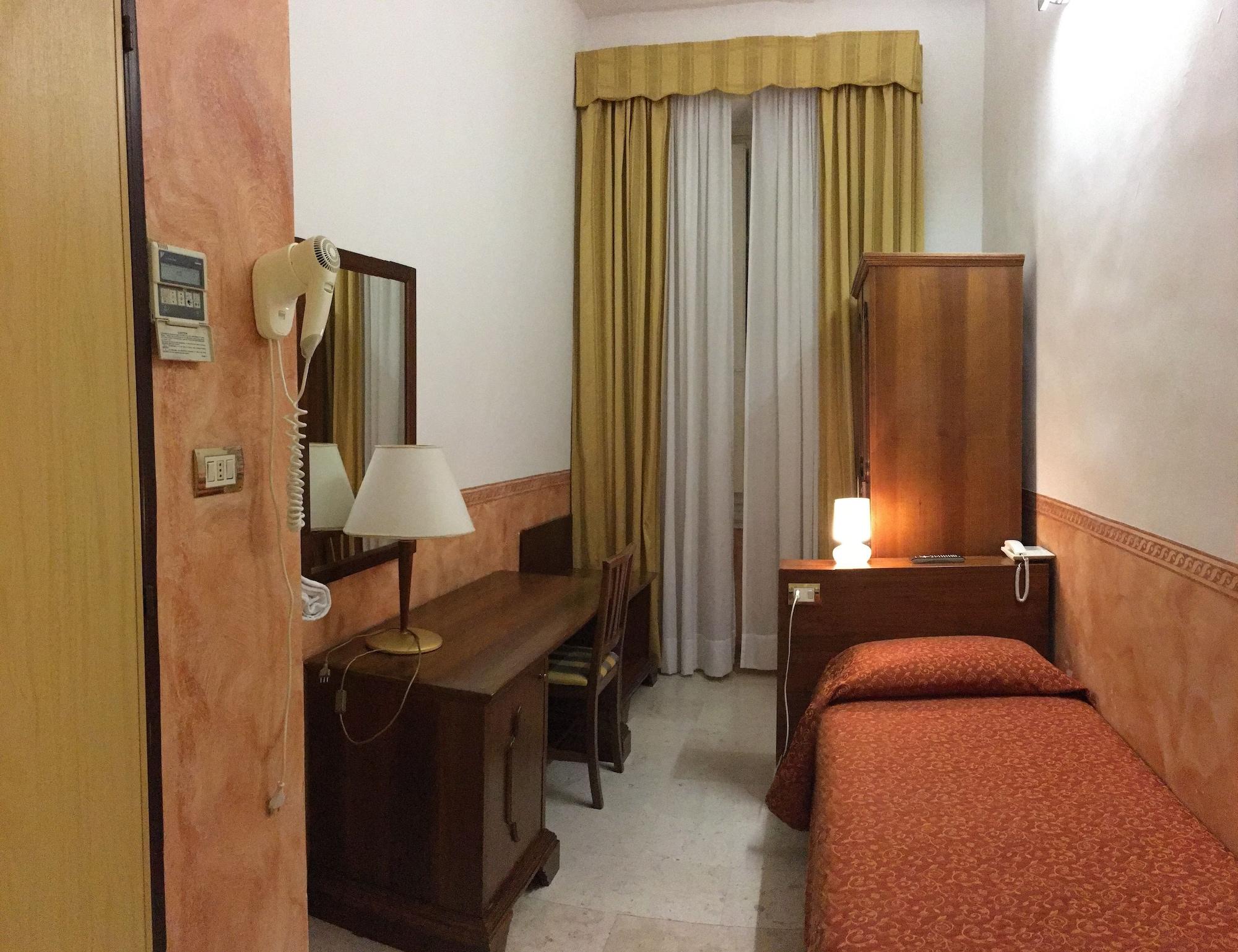Hotel Olimpia Floransa Dış mekan fotoğraf